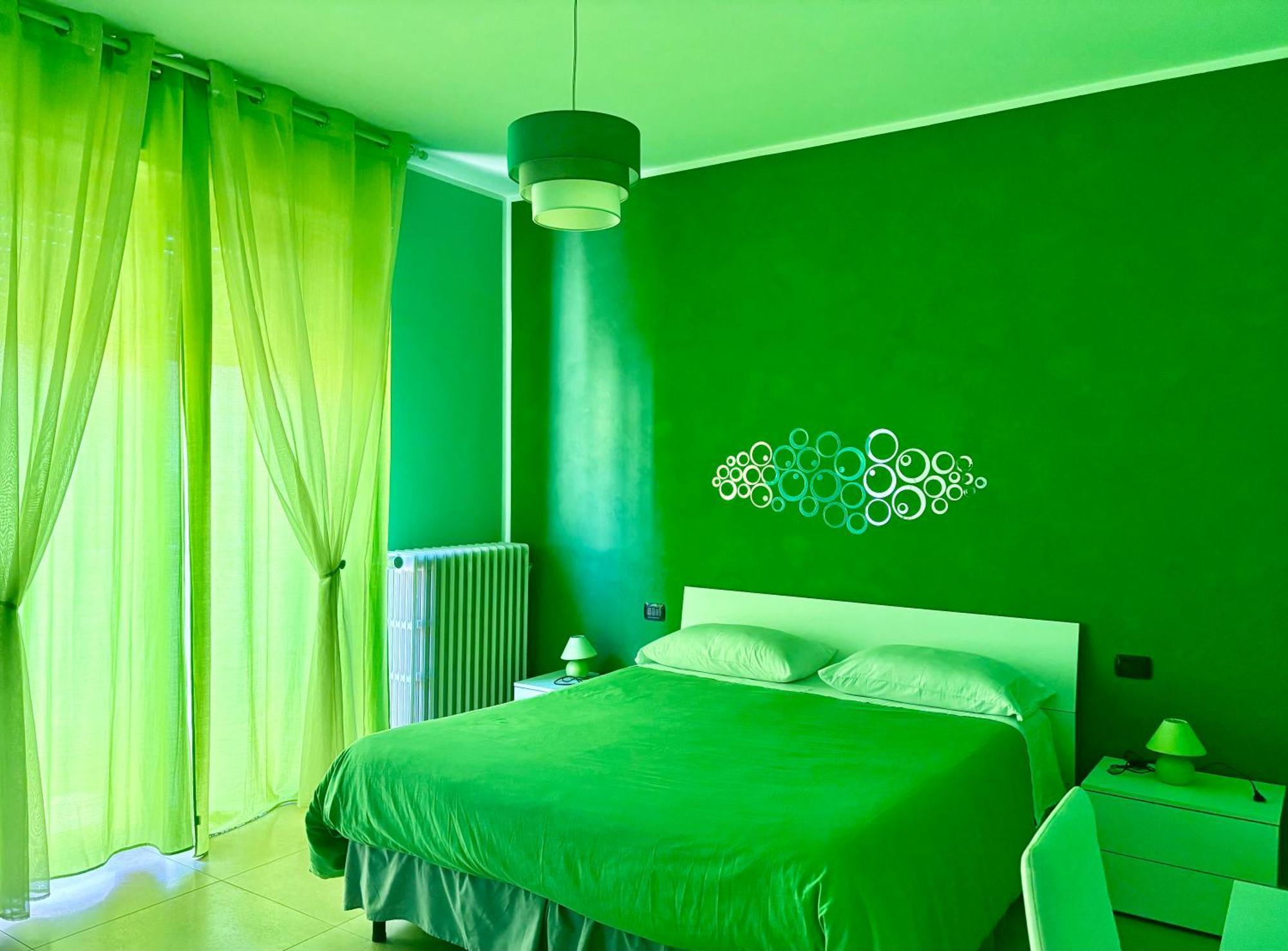 Cassano Magnago Color House Malpensa B&B מראה חיצוני תמונה